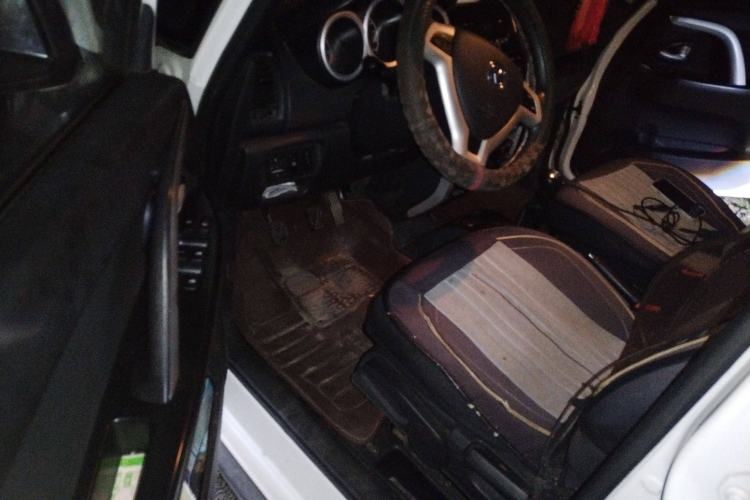 Used CHANGAN CX20 2014 1.4L Manual Sport Version China IV Standard