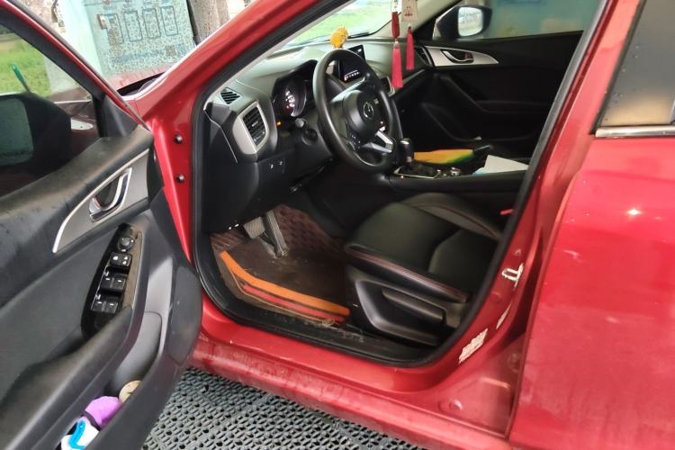 Used Mazda Mazda 3 Axela 2017 Sedan 1.5L Automatic Luxury Model Emission Standard China V