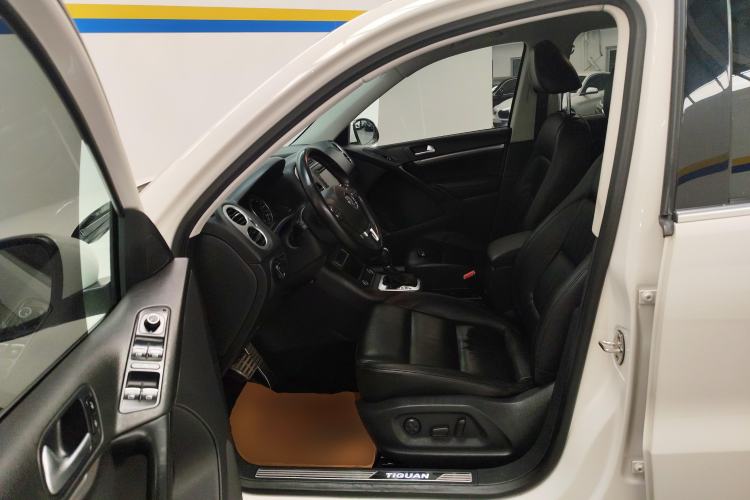 Used Volkswagen Tiguan L 2015 1.8TSI Automatic Two-Wheel Drive Luxury Model