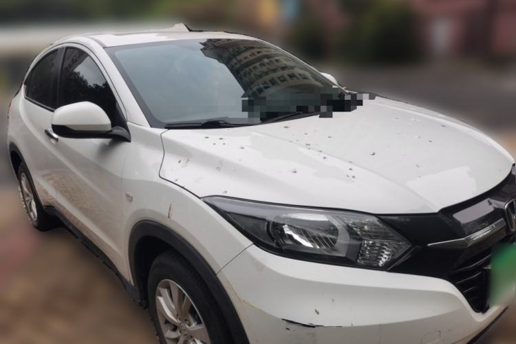 Used Honda Vezel 2017 1.5L CVT 2WD Comfort Model Front Right 45 Deg