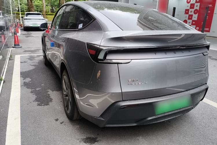 Used Tesla Model Y 2026 Rear-Drive Model
