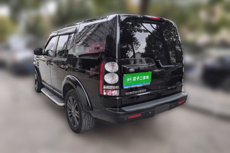 Used Land Rover Discovery 2016 3.0 SC Obsidian Black Heritage Edition SE
