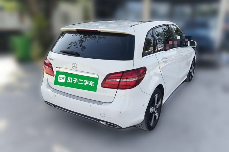 Used Mercedes-Benz B-Class 2016 B 200 Exclusive Edition
