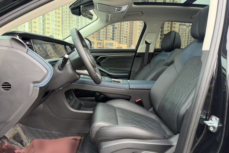 Used VOYAH FREE 2024 Ultra-Long Range Intelligent Driving Version Interior 1