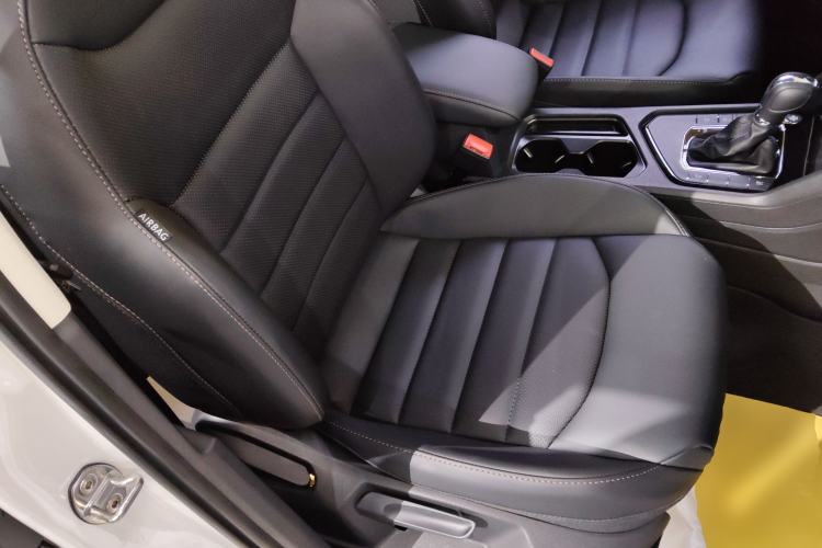 Used Volkswagen Tharu 2021 330TSI All-Wheel Drive Luxury PLUS Version