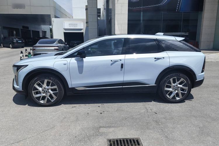 Used Cadillac OPTIQ 2024 Standard Range Version
