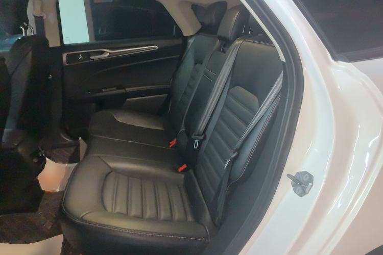 Used Ford Mondeo 2018 EcoBoost 200 Smart Control Fashion Model China VI Standard