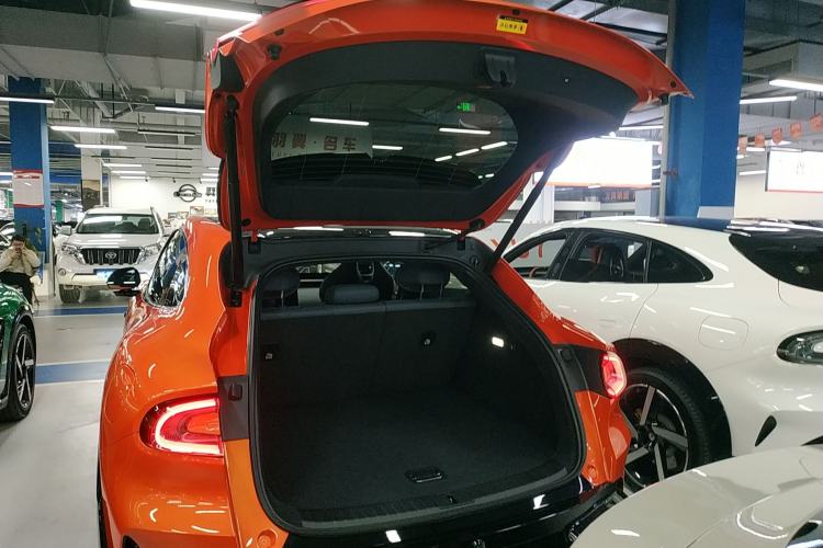 Used Xiaomi Auto YU7 2025 Ultra-Long Range High-Performance All-Wheel-Drive Max Edition
