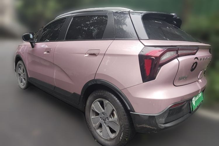 Used Geometry E Firefly 2023 401 km Super-Liked Special Edition 5 Seats