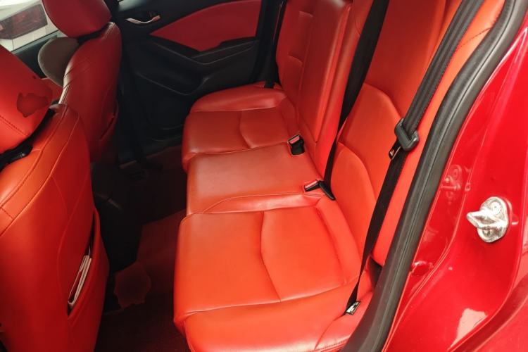 Used Mazda Mazda 3 Axela 2016 Sedan 1.5L Automatic Comfort Model
