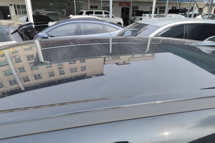 Used ORA Good Cat 2022 400km Standard Range Luxury Version Lithium Iron Phosphate Roof