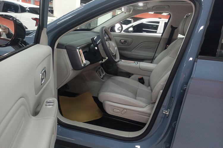 Used Leapmotor B10 2025 510 LiDAR Version Left Front Seat