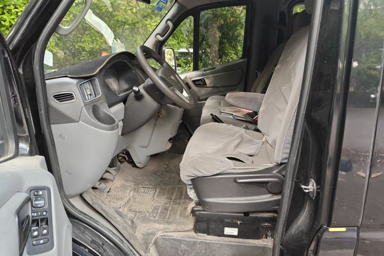 Used Foton Toano 2021 2.0T Manual Tongtu Extended-Wheelbase Mid-Roof 5/6/7-Seater 4F20TC3