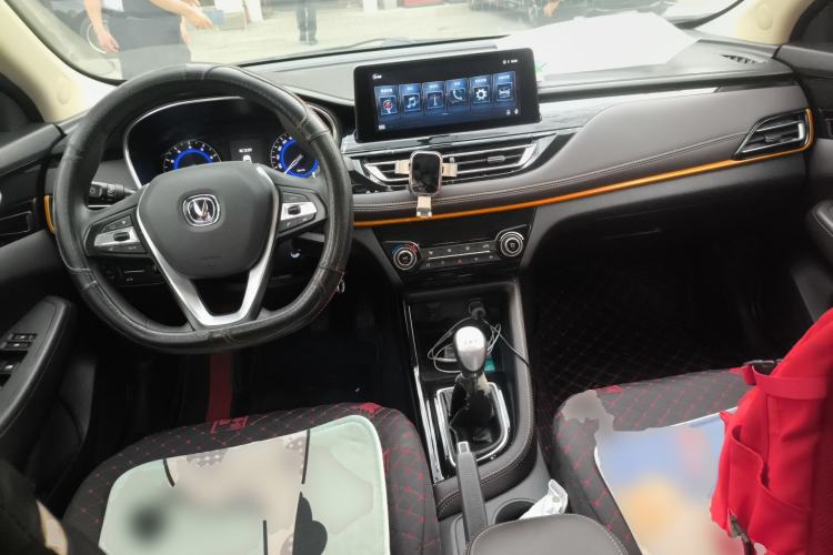 Used CHANGAN Eado DT 2018 1.6L Manual Comfort Model Center Console