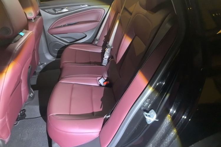 Used Buick Regal 2025 Model 25T Ultra-Enjoyment Edition Left Rear Seat