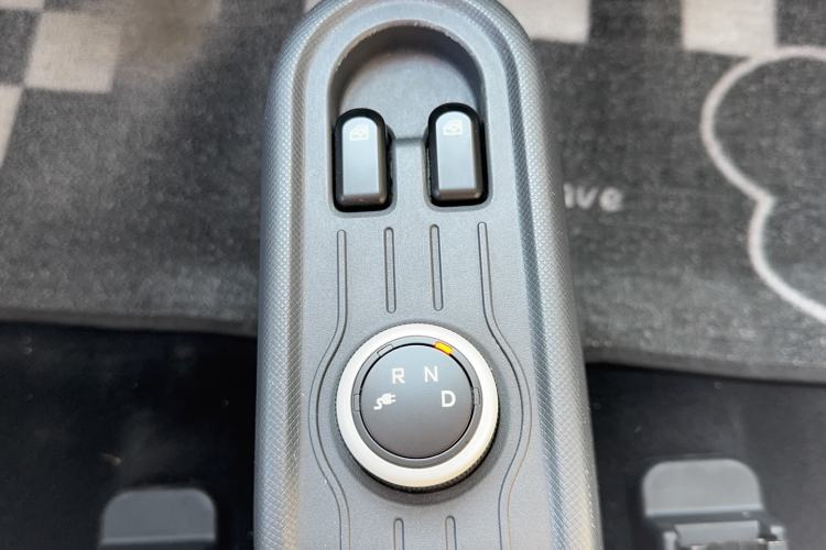 Used Wuling Hongguang MINIEV 2022 Macaron Premium Model – Lithium Iron Phosphate