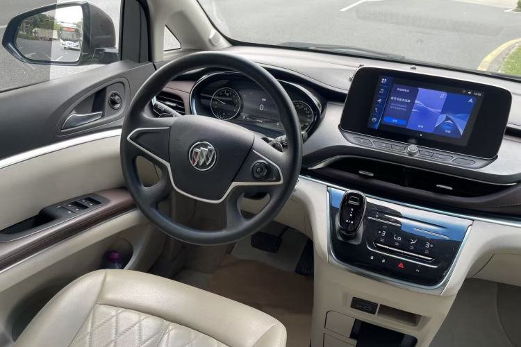 Used Buick GL8 2022 Land Cruiser Executive Class 652T Comfort Model Steering Wheel