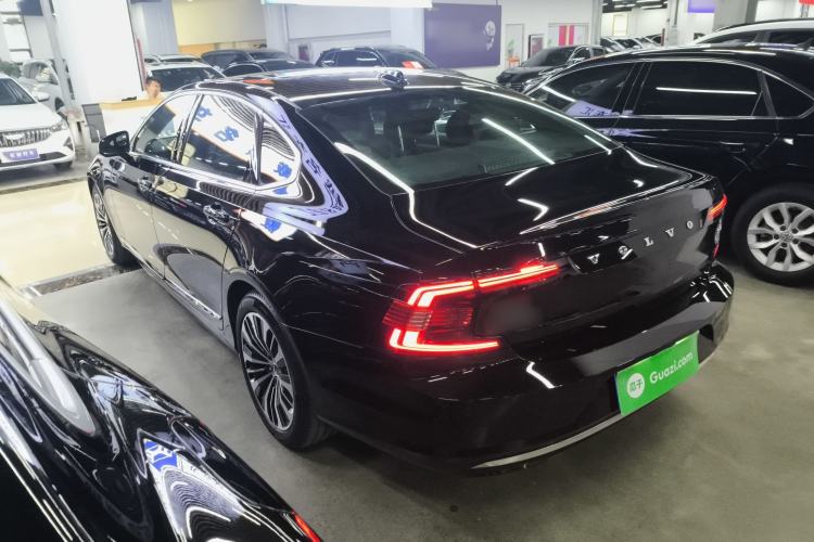 Used Volvo S90 2024 B5 Zhiyi Luxury Edition Exterior 2