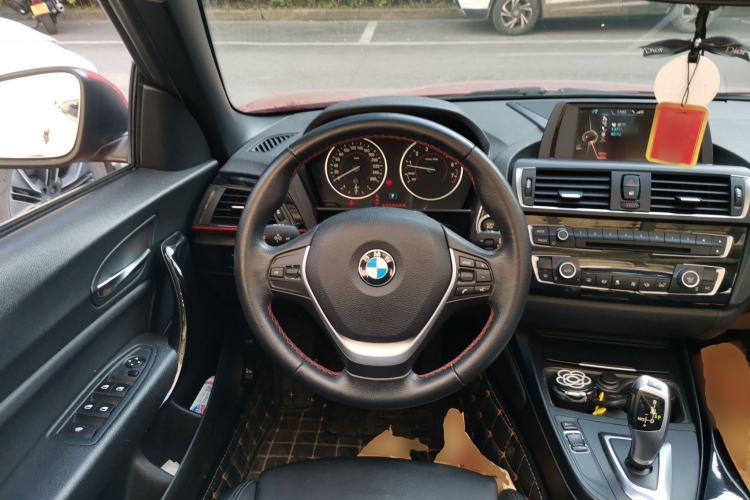 Used BMW 2 Series 2015 220i Convertible Coupe Leading Model
