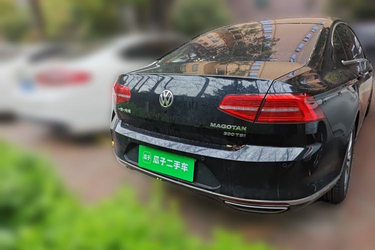 Used Volkswagen Magotan 2018 330TSI DSG Luxury Model Rear