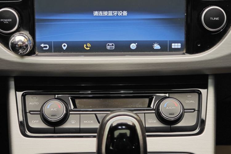 Used Geely Auto Emgrand X7 Sport 2016 1.8TD Automatic Smart Connectivity Version