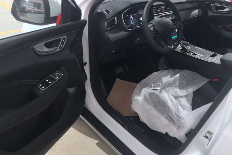 Used Roewe RX5 2025 PLUS 330TGI Automatic Trendsetting Smart Edition Driver Seat