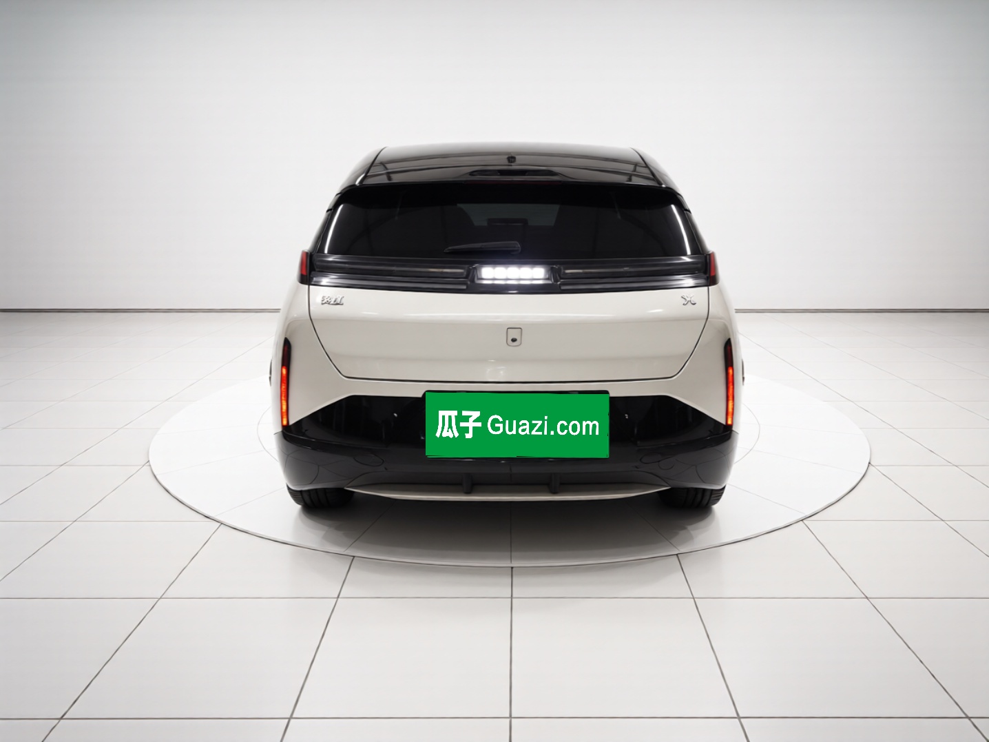 Zeekr X 2023 Rear-Drive YOU Edition 4 Seats — снимка 5