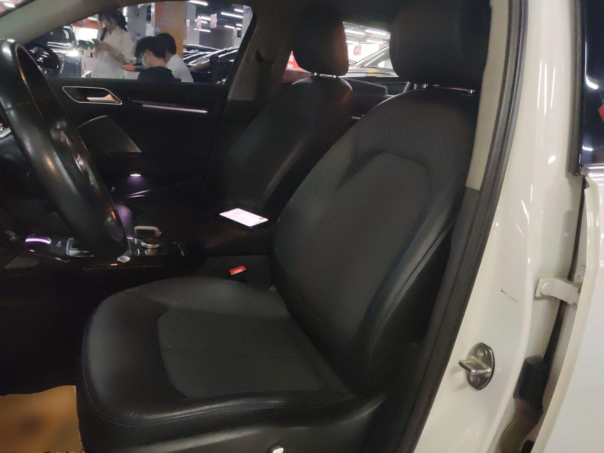 Interior delantero