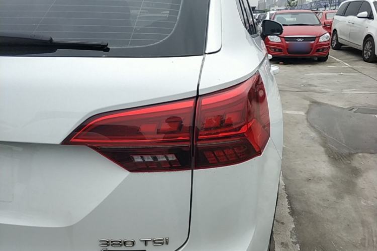 Used Volkswagen Tayron 2022 380TSI Four-Wheel Drive Luxury Connected Pro Version