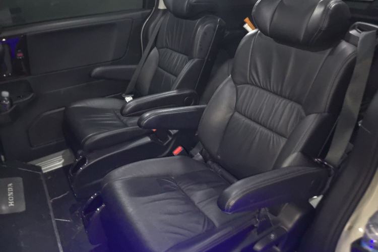 Used Honda Odyssey 2018 2.4L Smart Edition Left Rear Seat