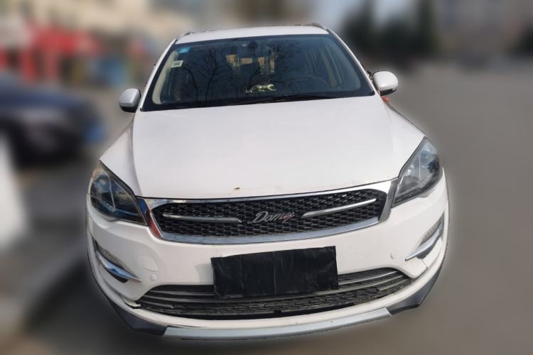 Used Zotye Domy X5 2017 Upgraded Model 1.5T Manual Luxury Version
