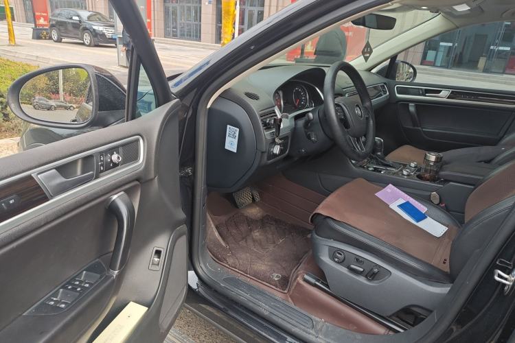 Used Volkswagen Touareg 2017 3.0 TSI Yuyue Model Driver Seat