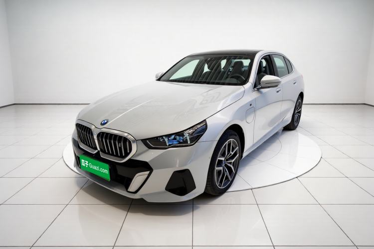 Used BMW i5 2025 eDrive 35L M Sport Package Guazi used car, China used car export, Used car for sale, Used  cars, Cheapest cars for sale