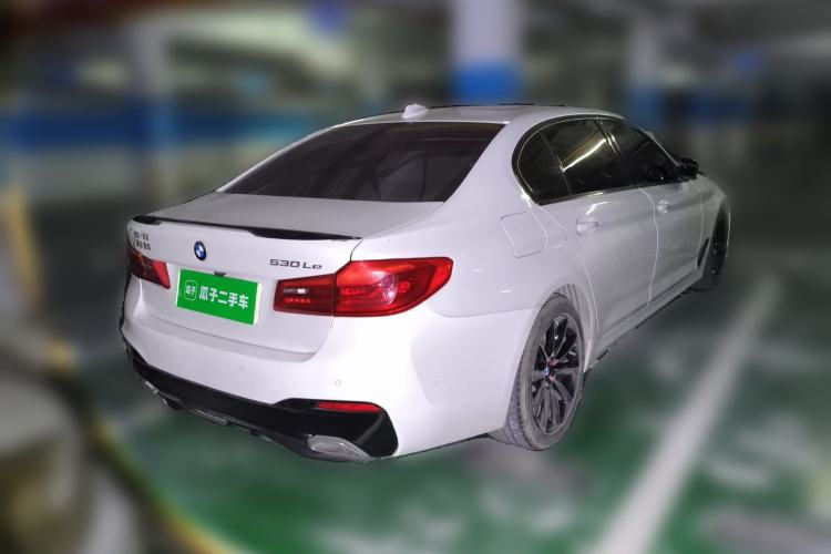 Used BMW 5 Series New Energy 2019 530Le Luxury Package Rear Right 45 Deg