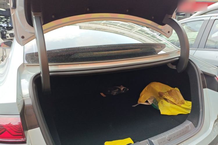 Used BYD Qin L 2024 DM-i 80KM Beyond Model
