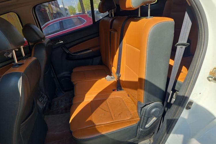 Used CHANGAN OSHAN CX70 2017 1.6L Manual Elite Model Left Rear Seat