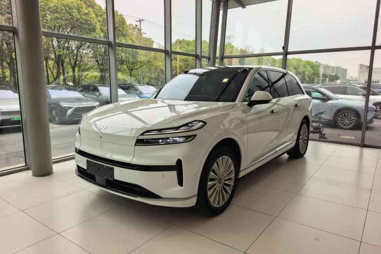 Used ONVO Luxeed L90 2025 Model—Ultra Six-Seater Version