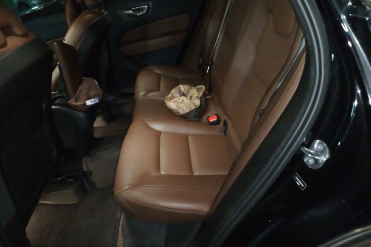 Used Volvo XC60 2023 B5 4x4 Smart Luxury Edition Left Rear Seat