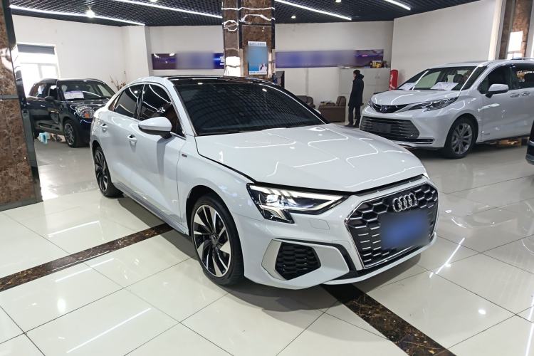 Used Audi A3 2024 A3L Limousine 35 TFSI Fashion Sport Model Front Right 45 Deg