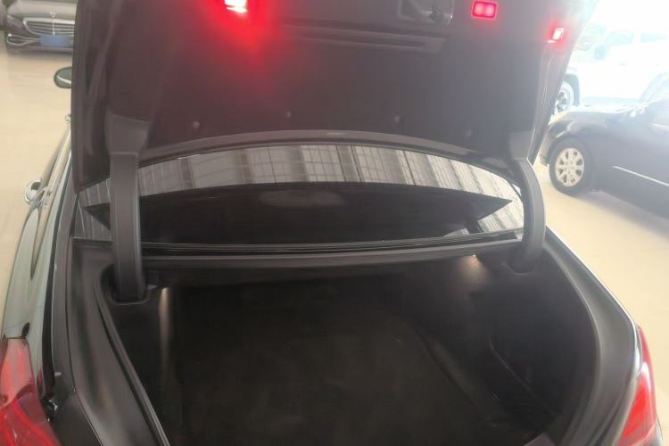 Used Mercedes-Benz S-Class 2017 S 320 L Business Model