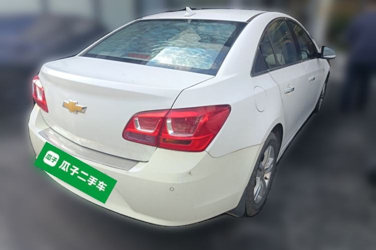Used Chevrolet Cruze 2015 1.5L Classic SE AT Rear Right 45 Deg