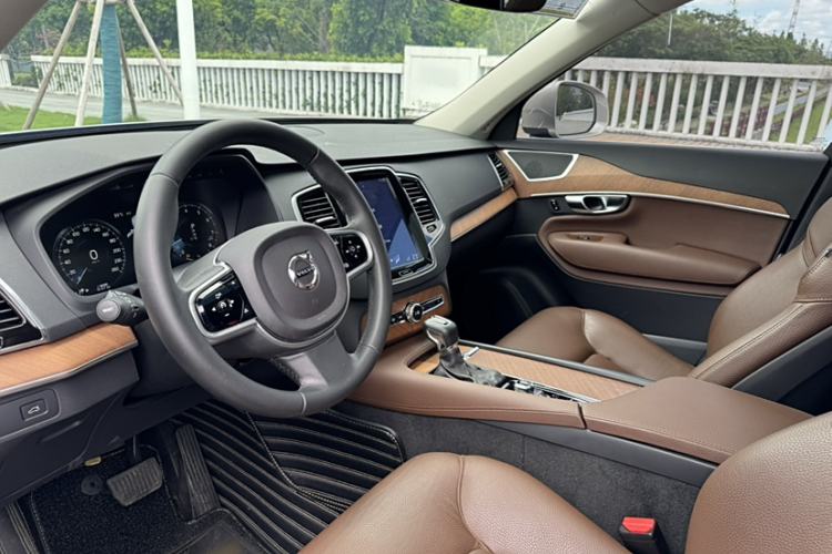 Used Volvo XC90 2019 T6 Zhiyi Edition 7-Seater China V Emission Standard Interior 12