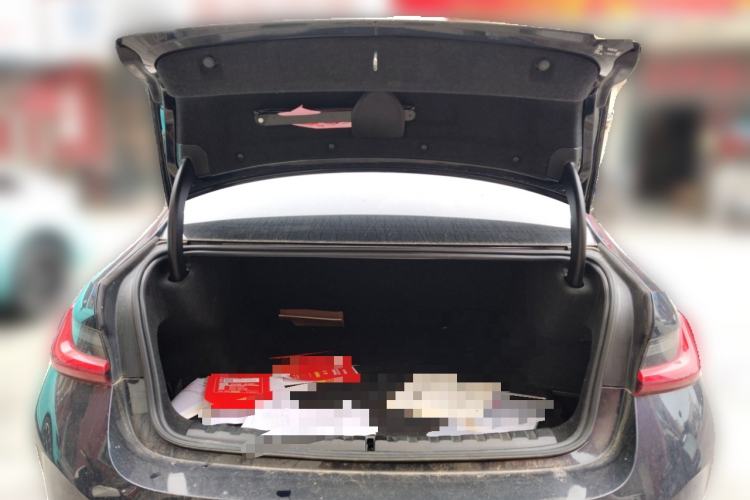 Used BMW i3 2024 eDrive 40 L Midnight Edition Trunk