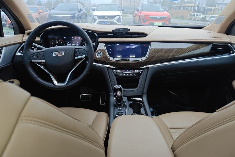 Used Cadillac XT6 2021 2.0T Six-Seater Four-Wheel-Drive Platinum Edition
