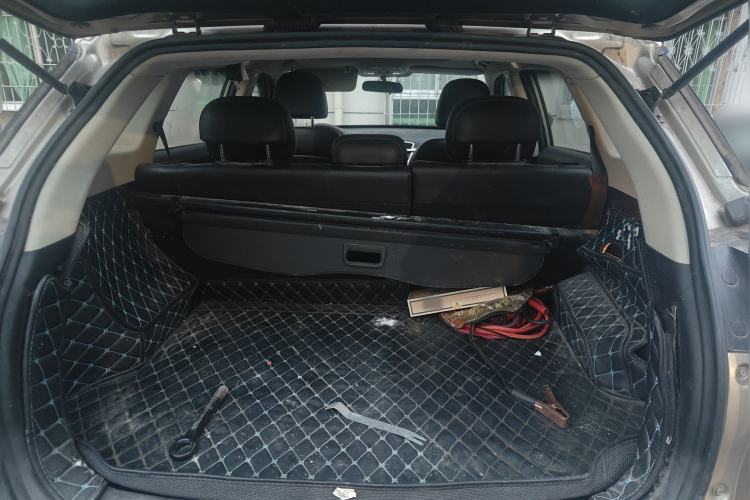 Used Geely Auto Emgrand X7 Sport 2016 2.0L Manual ZhiShang Version Trunk