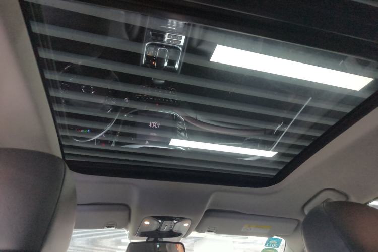 Used GAC Trumpchi GS8 2017 320T Two-Wheel Drive Luxury Smart Connectivity Version (7 Seats)
