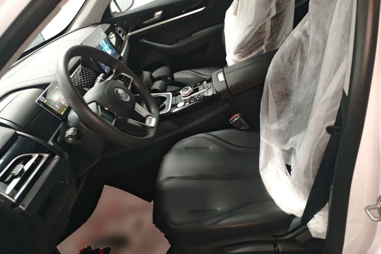 Used BYD Qin PLUS 2021 EV 400KM Leading Comfort Edition
