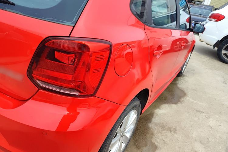 Used Volkswagen Polo 2014 1.4L Manual Comfort Edition
