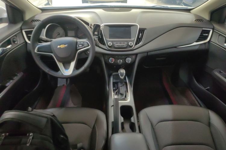 Used Chevrolet Cavalier 2019 320 Automatic Xinyue Edition Center Console