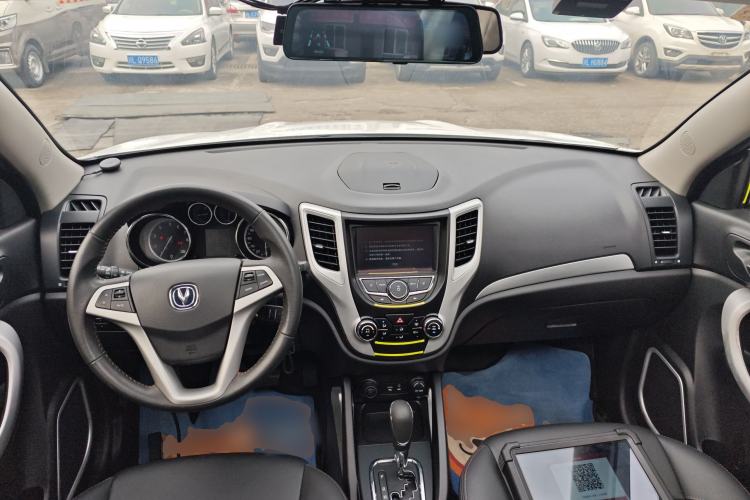 Used Changan CS35 2016 1.6L Automatic Luxury Model China V Standard
